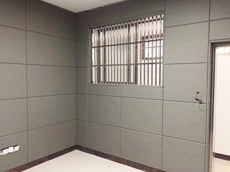 審訊室軟包裝修的升級(jí)和標(biāo)準(zhǔn)化建設(shè)