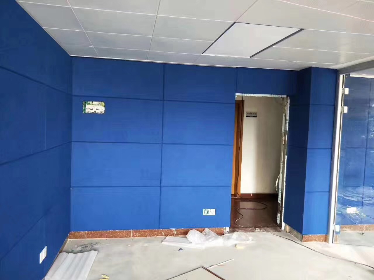 沒有花里胡哨，只有更能撞軟包